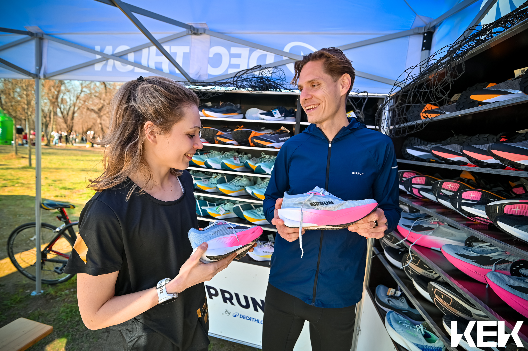 Kiprun cipők a Decathlon standnál